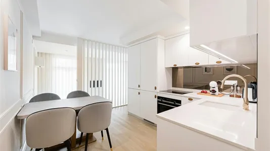 Apartments in Location is not specified - photo 8