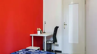 Room for rent in Milano Zona 6 - Barona, Lorenteggio, Milan