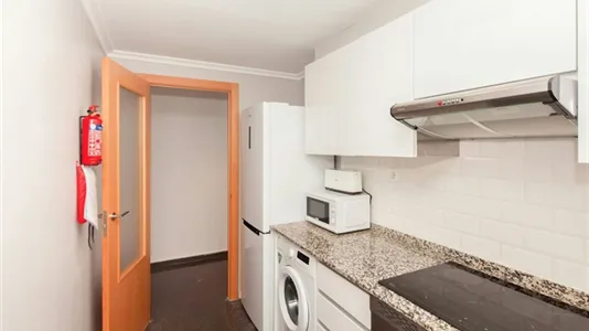 Rooms in Valencia Algirós - photo 9