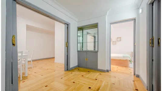 Rooms in Madrid Retiro - photo 8
