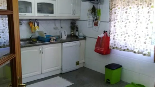 Rooms in Sintra - photo 4