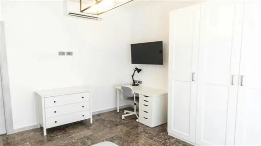 Rooms in Roma Municipio XIV – Monte Mario - photo 2