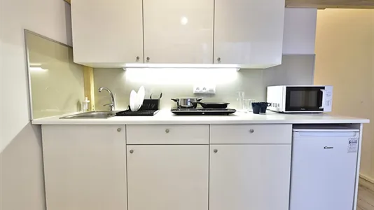 Apartments in Łódź - photo 10