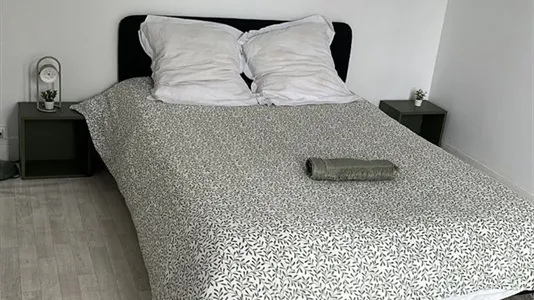 Apartments in L'Haÿ-les-Roses - photo 8