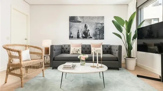 Apartments in El Encinar de los Reyes - photo 4