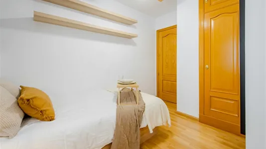 Rooms in Madrid Chamberí - photo 3