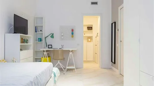 Rooms in Milano Zona 5 - Vigentino, Chiaravalle, Gratosoglio - photo 3