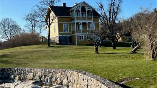 Houses in Värmdö - photo 1