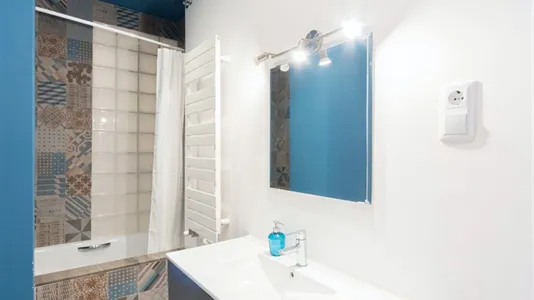 Apartments in Barcelona Eixample - photo 4