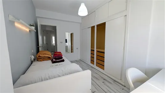 Rooms in Córdoba - photo 8