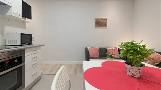 Rooms in Madrid Chamberí - photo 10
