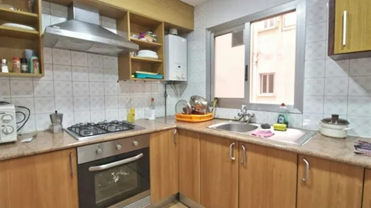 Rooms in Valencia Algirós - photo 9