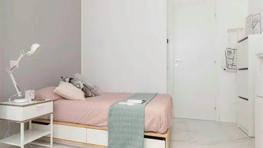 Rooms in Milano Zona 5 - Vigentino, Chiaravalle, Gratosoglio - photo 3