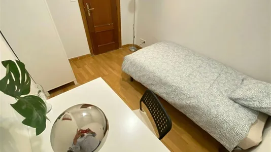 Rooms in Madrid Centro - photo 4