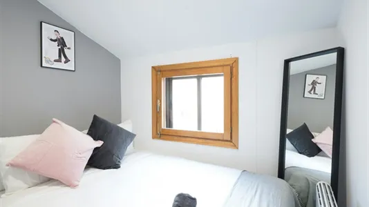 Rooms in Madrid Centro - photo 3