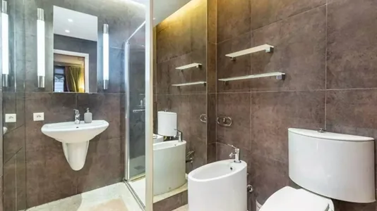 Apartments in Paris 8ème arrondissement - photo 7