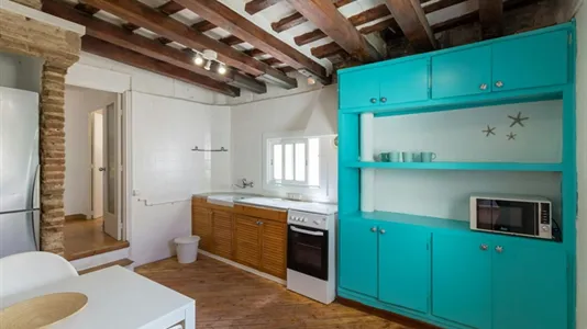 Apartments in Barcelona Ciutat Vella - photo 5
