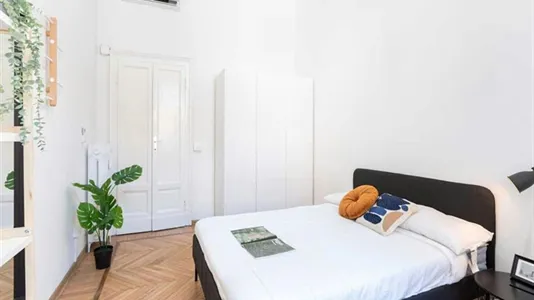 Rooms in Milano Zona 1 - Centro storico - photo 4