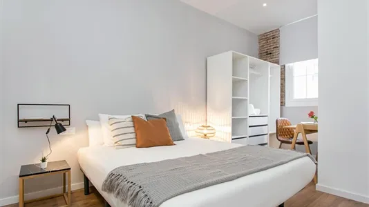 Apartments in Barcelona Ciutat Vella - photo 10