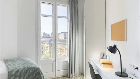 Rooms in Barcelona Eixample - photo 6