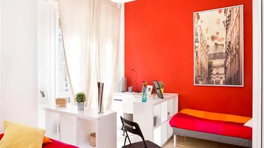 Rooms in Milano Zona 8 - Fiera, Gallaratese, Quarto Oggiaro - photo 6