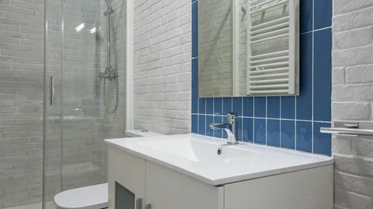 Rooms in Madrid Centro - photo 10