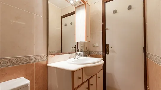 Rooms in Cornellà de Llobregat - photo 6