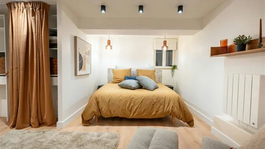 Apartments in Lyon - photo 7