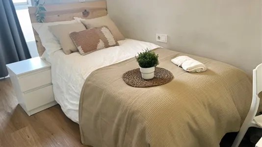 Rooms in Valencia L'Eixample - photo 4