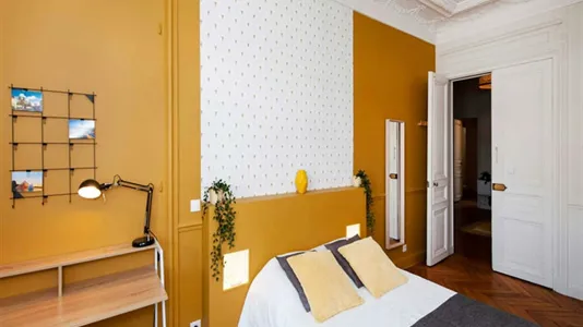 Rooms in Paris 17ème arrondissement - photo 4