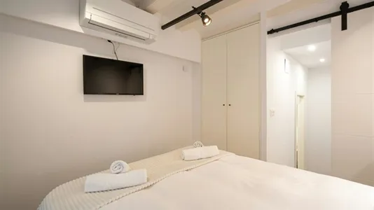 Apartments in Barcelona Eixample - photo 7