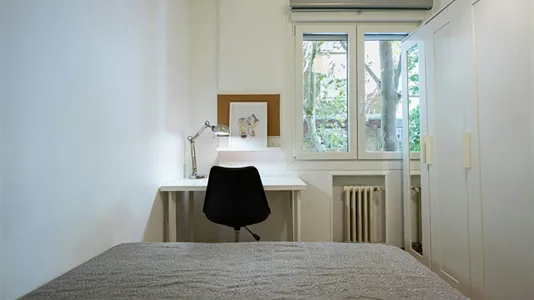 Rooms in Madrid Chamartín - photo 5