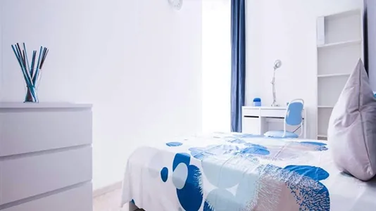 Rooms in Sesto San Giovanni - photo 2