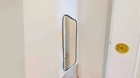 Rooms in Paris 17ème arrondissement - photo 10