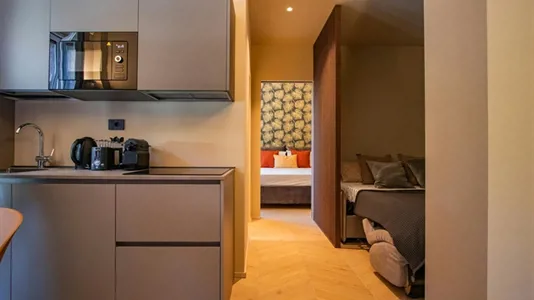 Apartments in Milano Zona 6 - Barona, Lorenteggio - photo 2