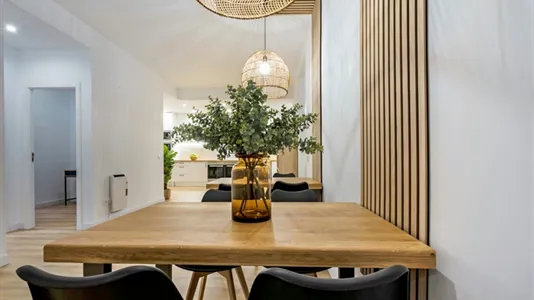 Rooms in Barcelona Eixample - photo 10