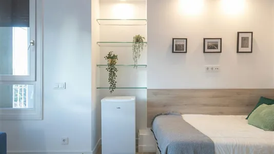 Rooms in Madrid Chamartín - photo 8