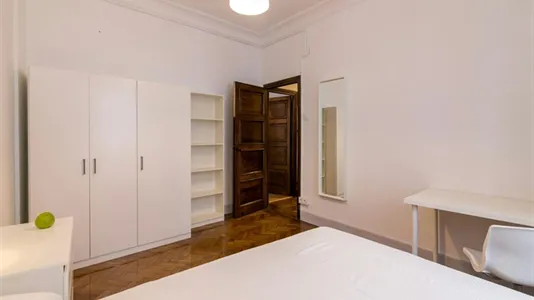 Rooms in Oviedo - photo 6