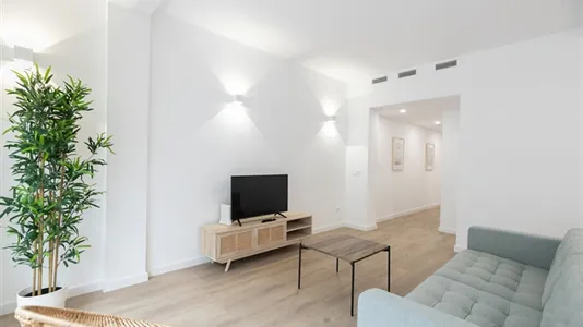 Apartments in Barcelona Eixample - photo 4