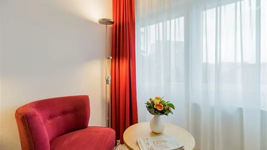 Apartments in Berlin Charlottenburg-Wilmersdorf - photo 5