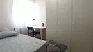 Room for rent, Madrid Moncloa-Aravaca, Madrid, &lt;span class=&quot;blurred street&quot; onclick=&quot;ProcessAdRequest(7753717)&quot;&gt;&lt;span class=&quot;hint&quot;&gt;See streetname&lt;/span&gt;[xxxxxxxxxxxxx]&lt;/span&gt;