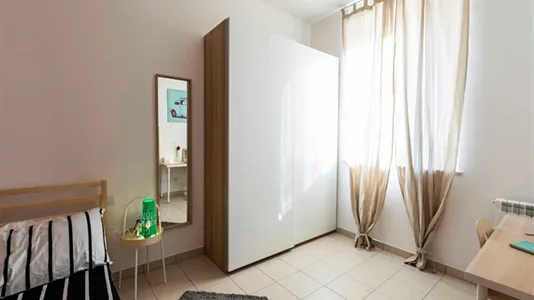 Rooms in Milano Zona 5 - Vigentino, Chiaravalle, Gratosoglio - photo 6