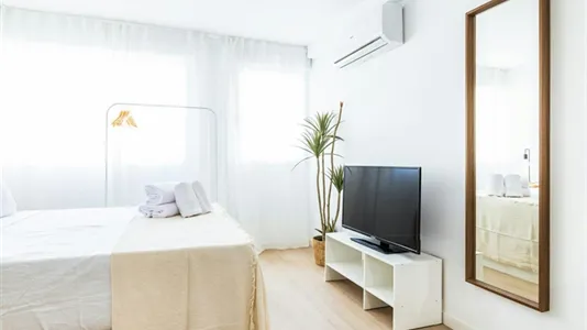 Apartments in Madrid Ciudad Lineal - photo 9