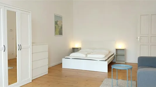 Apartments in Berlin Neukölln - photo 7