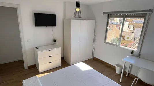 Rooms in Málaga - photo 5