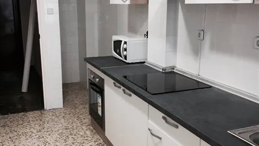 Rooms in Granada - photo 10