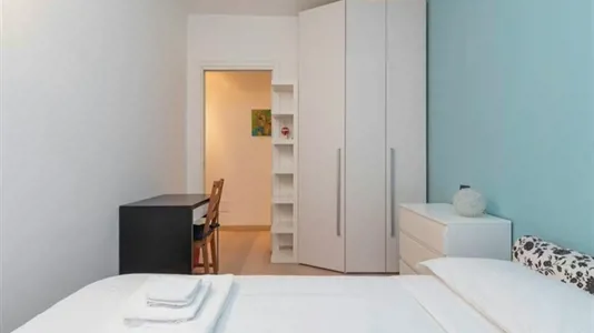 Houses in Milano Zona 5 - Vigentino, Chiaravalle, Gratosoglio - photo 3