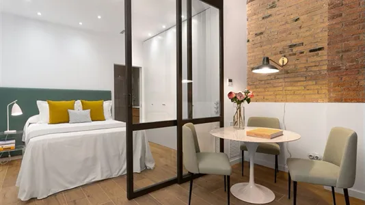 Apartments in Barcelona Les Corts - photo 7