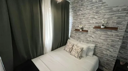 Rooms in Madrid Carabanchel - photo 1