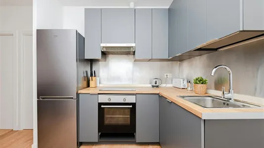 Rooms in Madrid Chamberí - photo 9